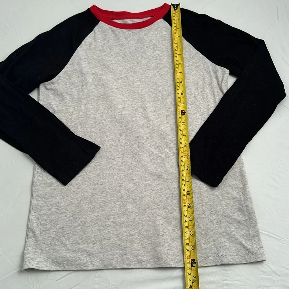 Old Navy heather gray black red colorblock long sleeve t-shirt